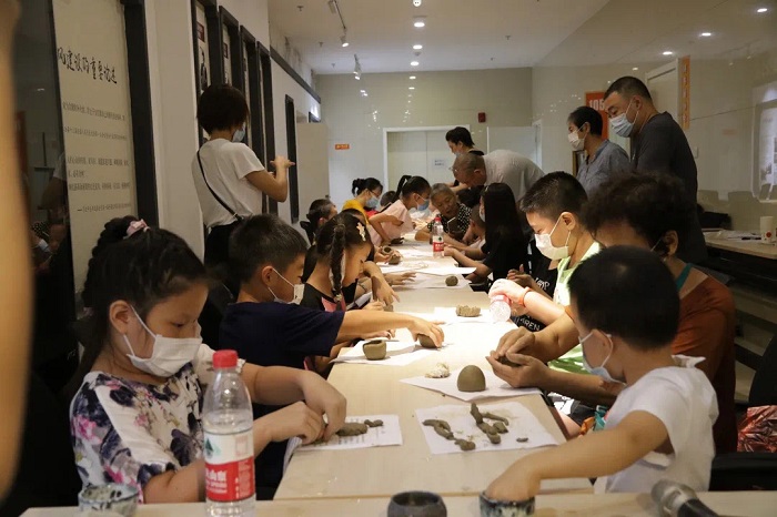 点击进入下一页