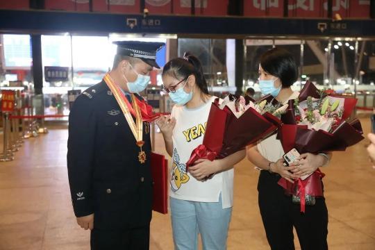 点击进入下一页