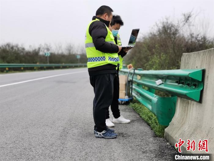 湖北推出“5G+北斗”高速公路智能护栏预警系统