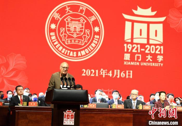 陈嘉庚先生长孙陈立人致辞。　王东明 摄
